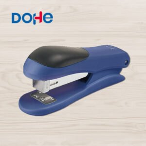 Grapadora Mediana DOHE. 20 hojas.